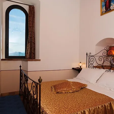 Torre Panoramica & Jacuzzi Nel Cuore Del * Todi