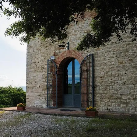 Torre Panoramica & Jacuzzi Nel Cuore Del Villa